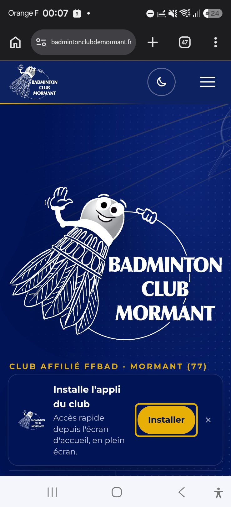 Le site du club dans Chrome sur Android, avec en bas le bandeau « Installe l'appli du club » et son bouton Installer entouré
